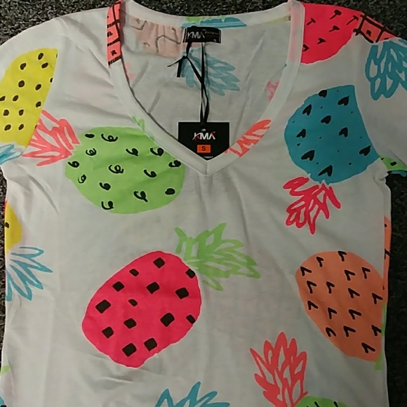 KMA Pineapple T-shirt 👕 - Picture 5 of 6